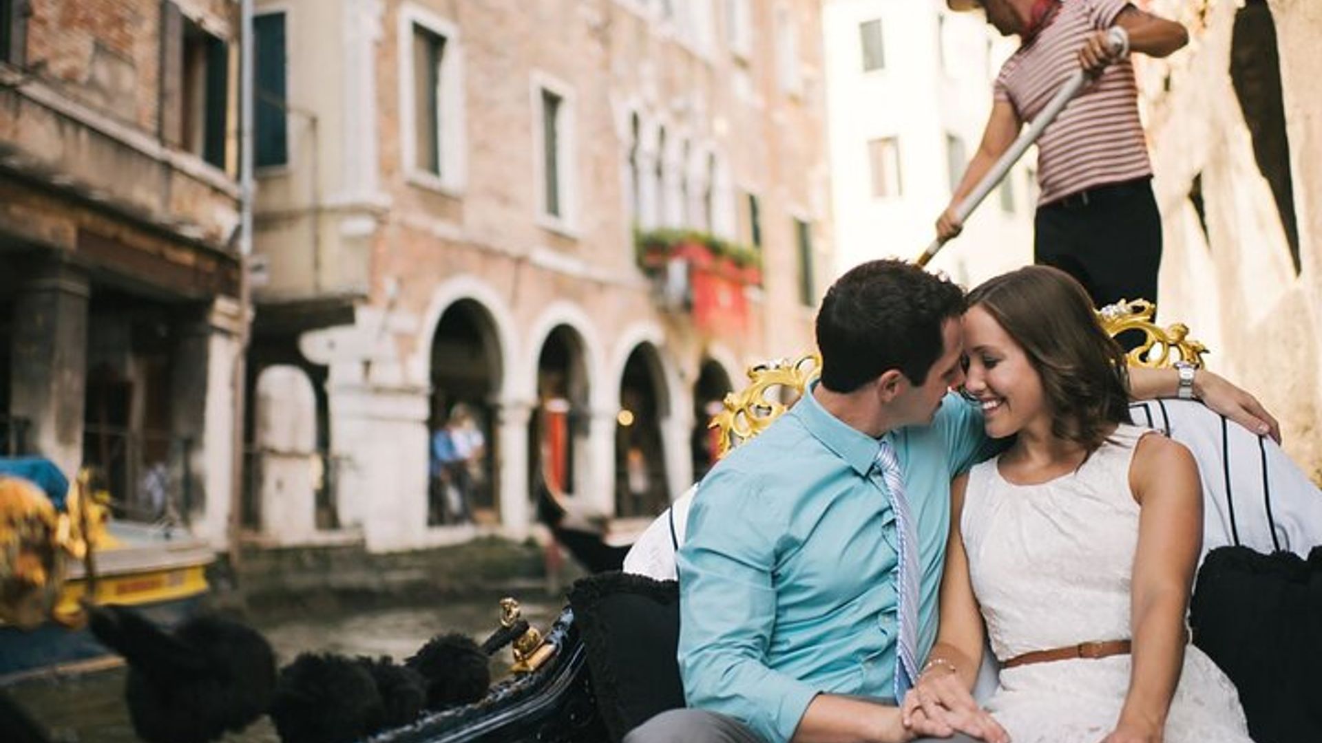 Whispers of Venice Gondola Ride & Exclusive eBook