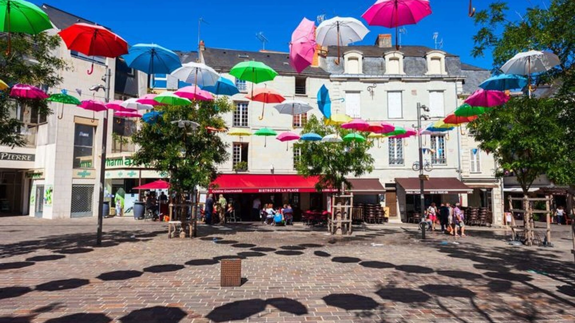 Hallo Saumur : Private 2 - Stunden Intro Stadtrundgang mit Ortskundiger Reiseleiter