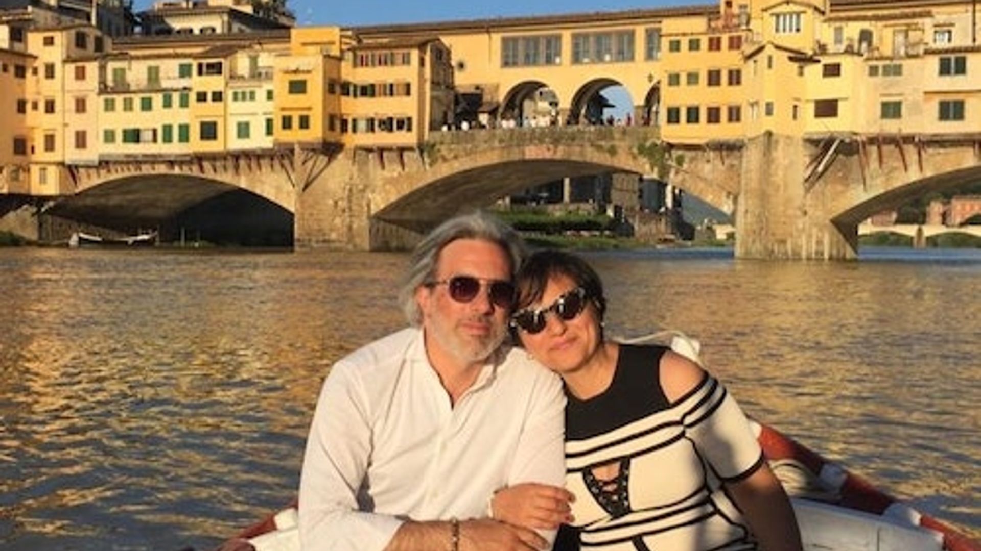 Florence: Sunset Tour on Traditional Gondola