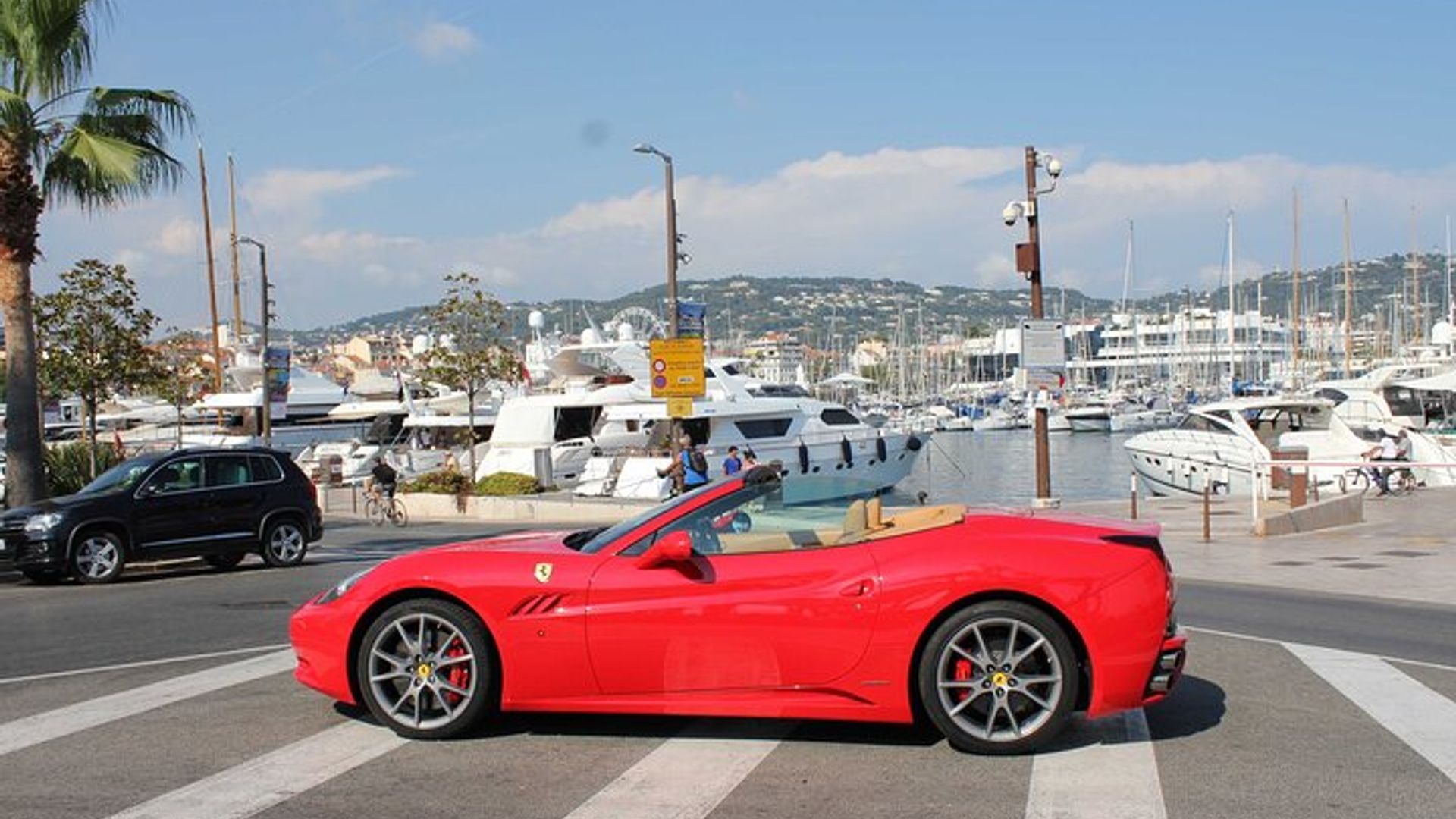 Excursion privée de photo Ferrari à Cannes
