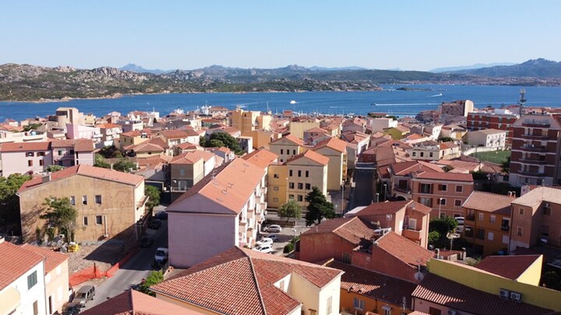 Ganztägige Gruppen-Bootstour zum La-Maddalena-Archipel