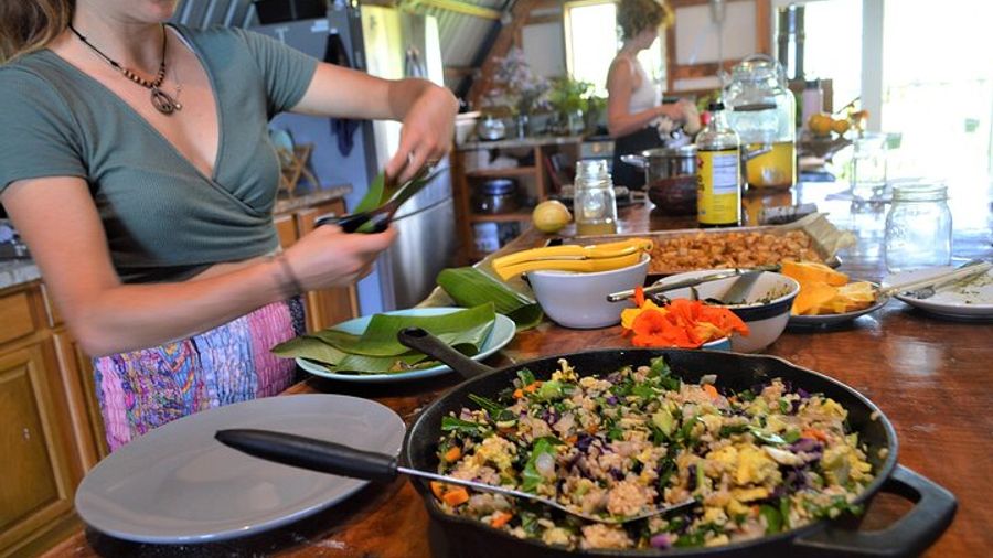 Hilo Farm-to-Table Half-Day Cooking Class at Kulaniapia Falls