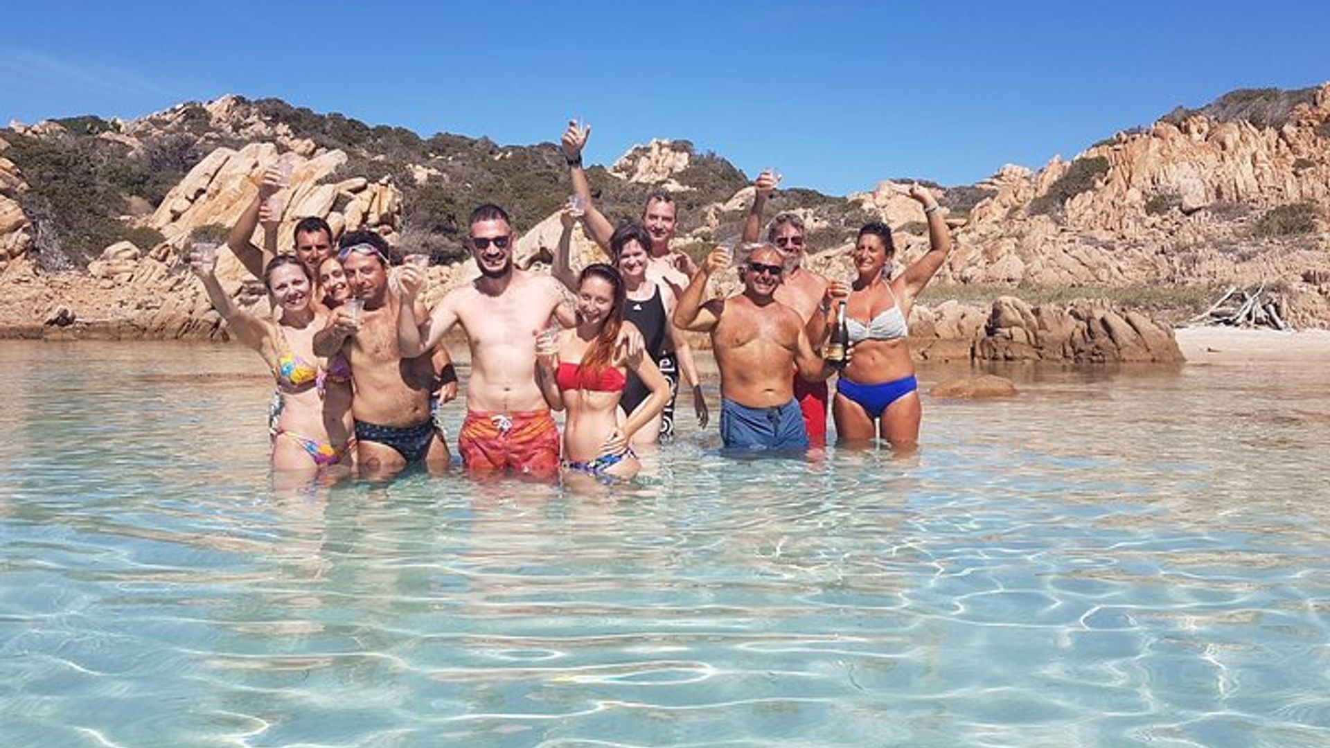 Un tour in barca a vela di un'intera giornata a La Maddalena per piccoli gruppi