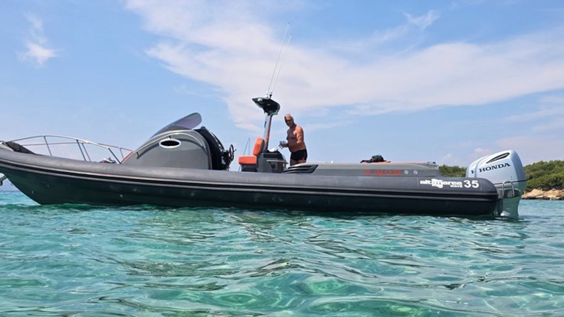 Excursion privée premium Porquerolles – bateau 11m