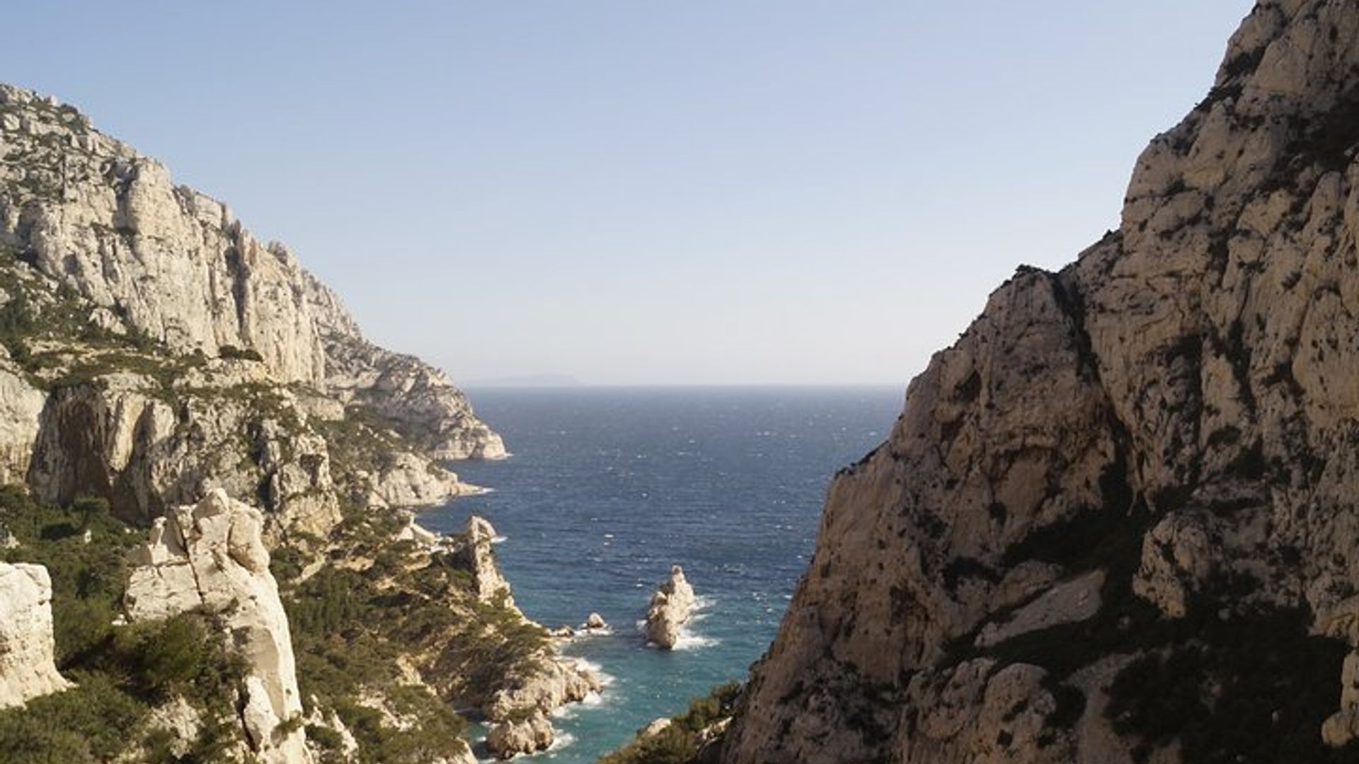 Hiking in the Calanques National park from Marseille