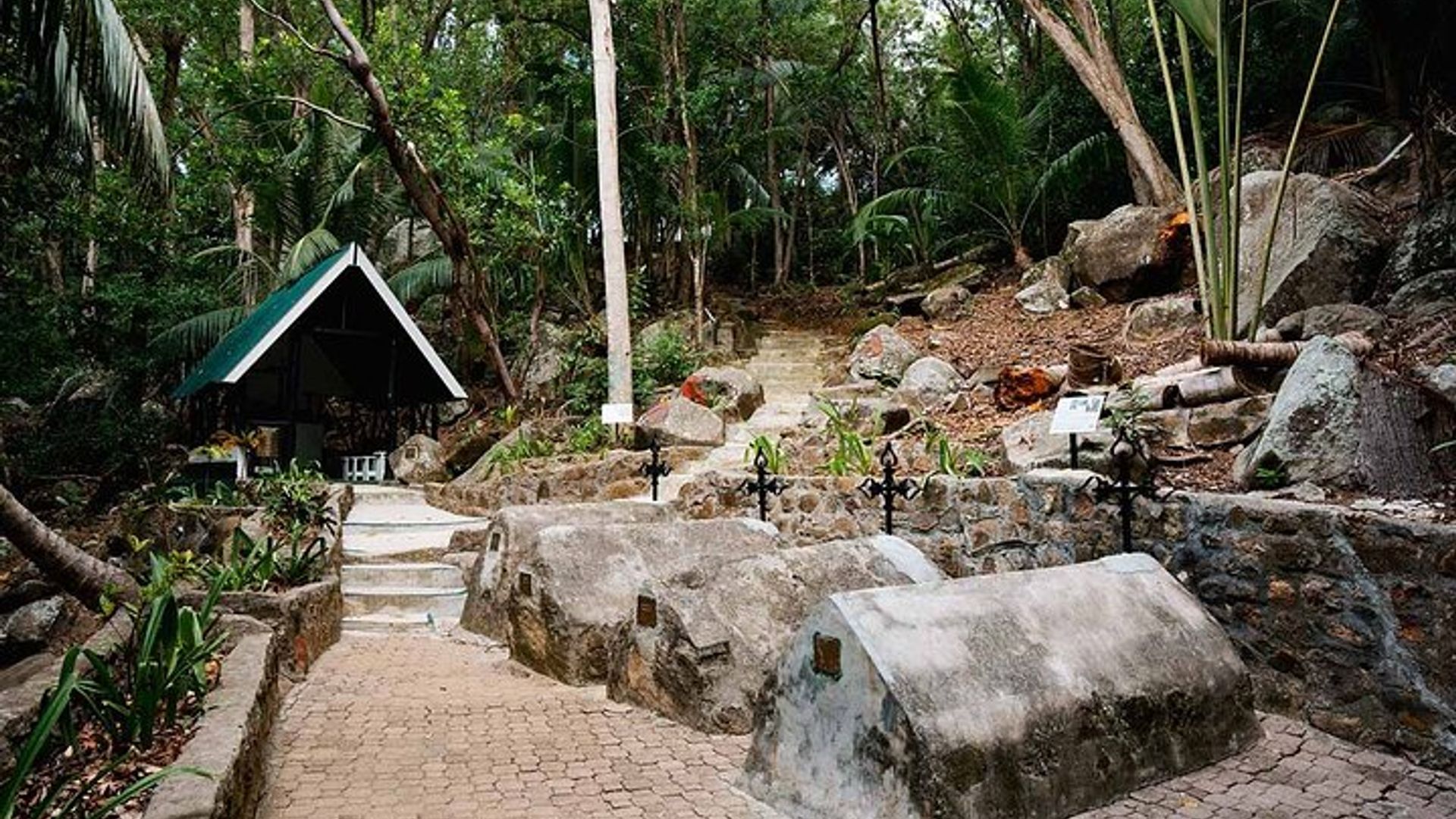 Mahe Full-Day Saint Anne Park, Moyenne Island Tour