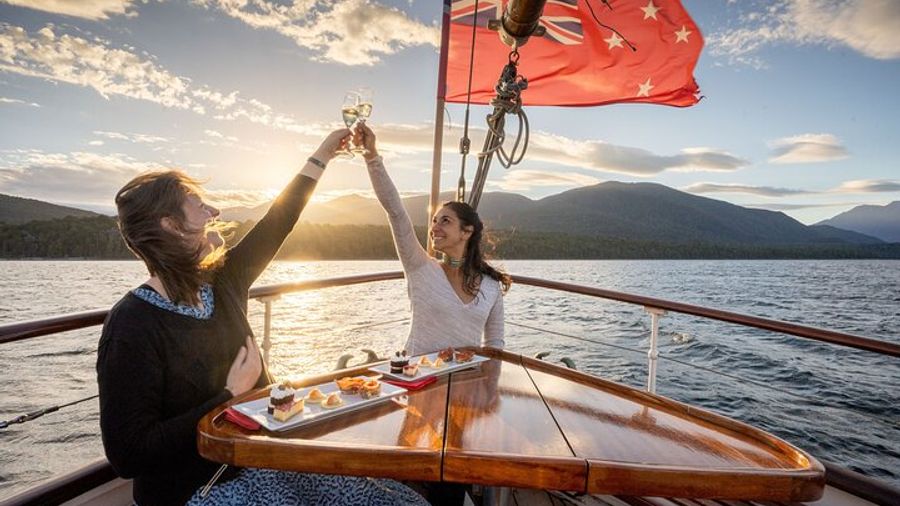 Lake Te Anau Sunset Cruise with Drinks and Canapés