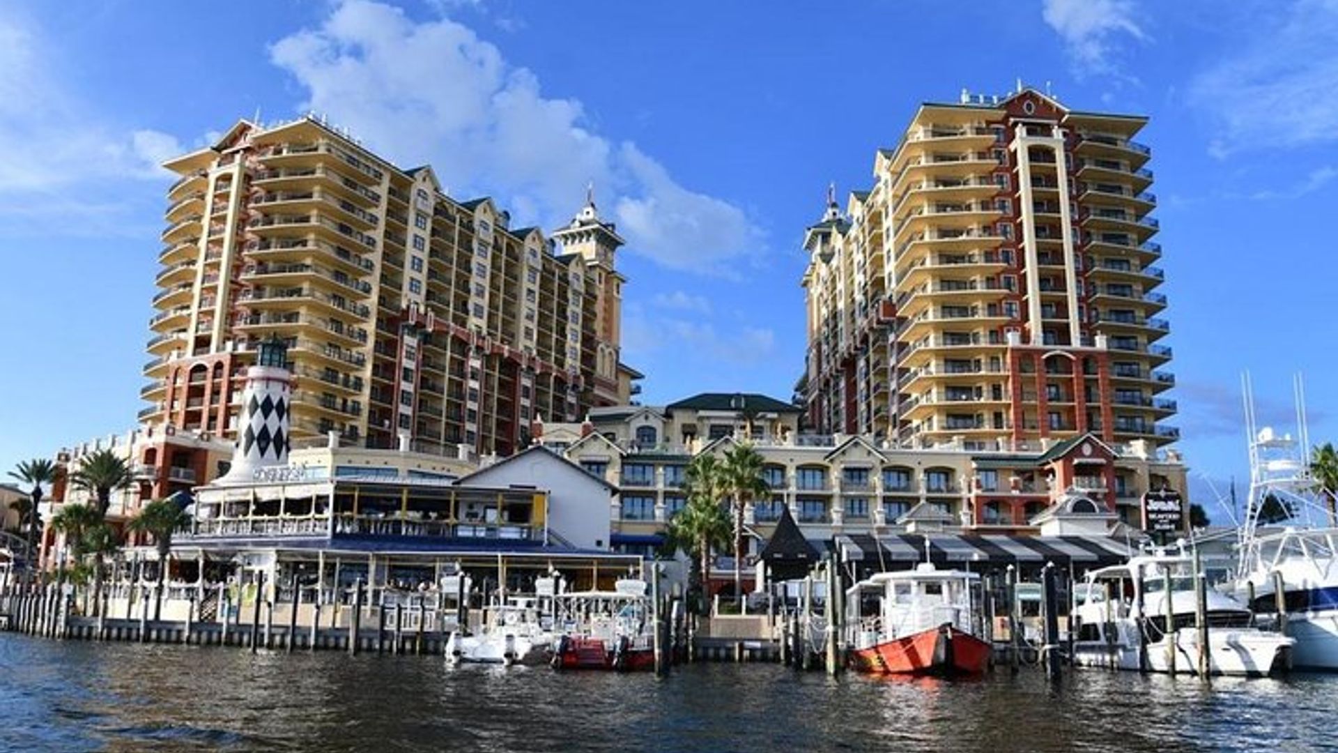 Croisière Tiki en petit groupe dans le port de Destin