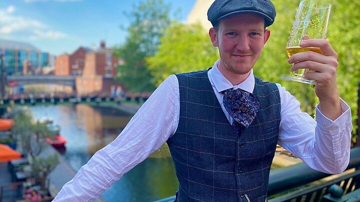 Gang and Pub Historical Tour in Birmingham