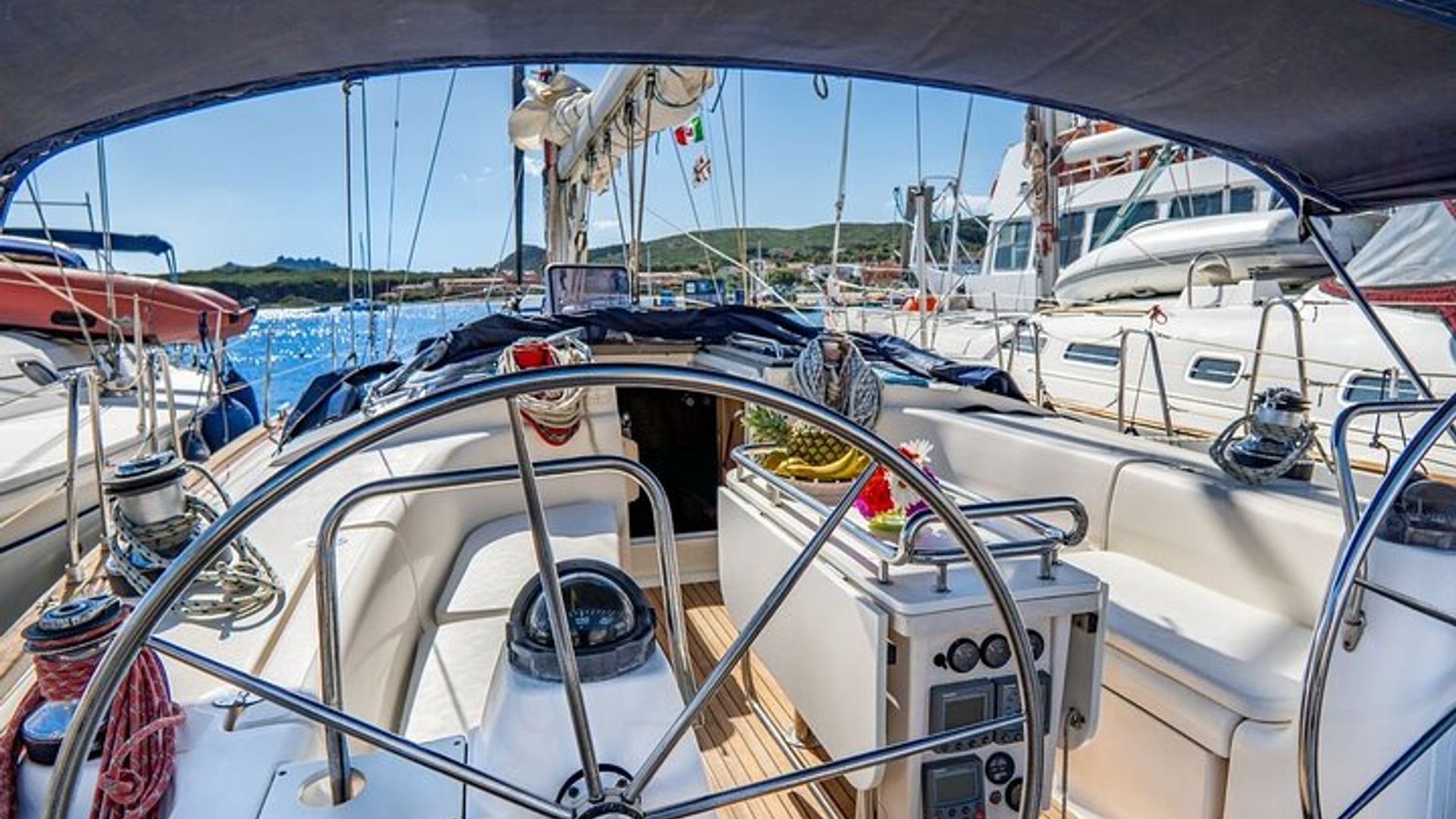 A full-day, small-group La Maddalena sailing tour