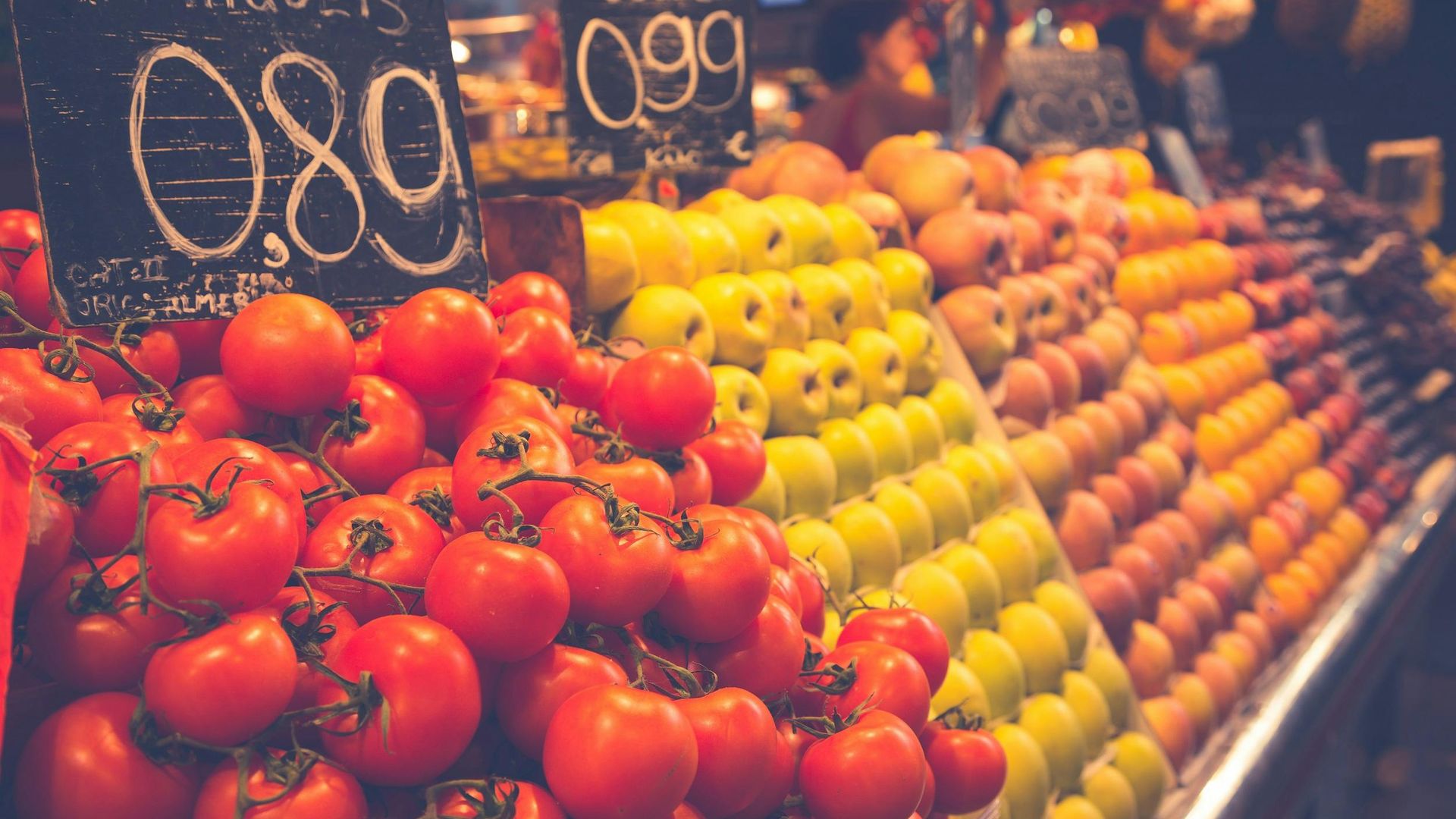Barcelona: Boqueria and Santa Caterina Markets Tour with Food and Tapas
