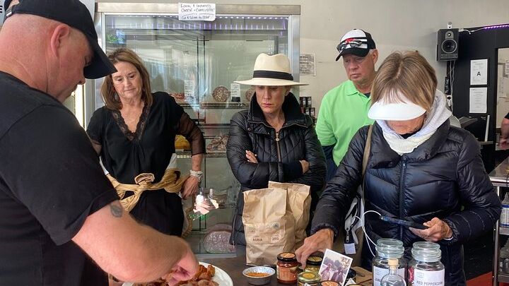 Delicious walking food tour of Dunedin