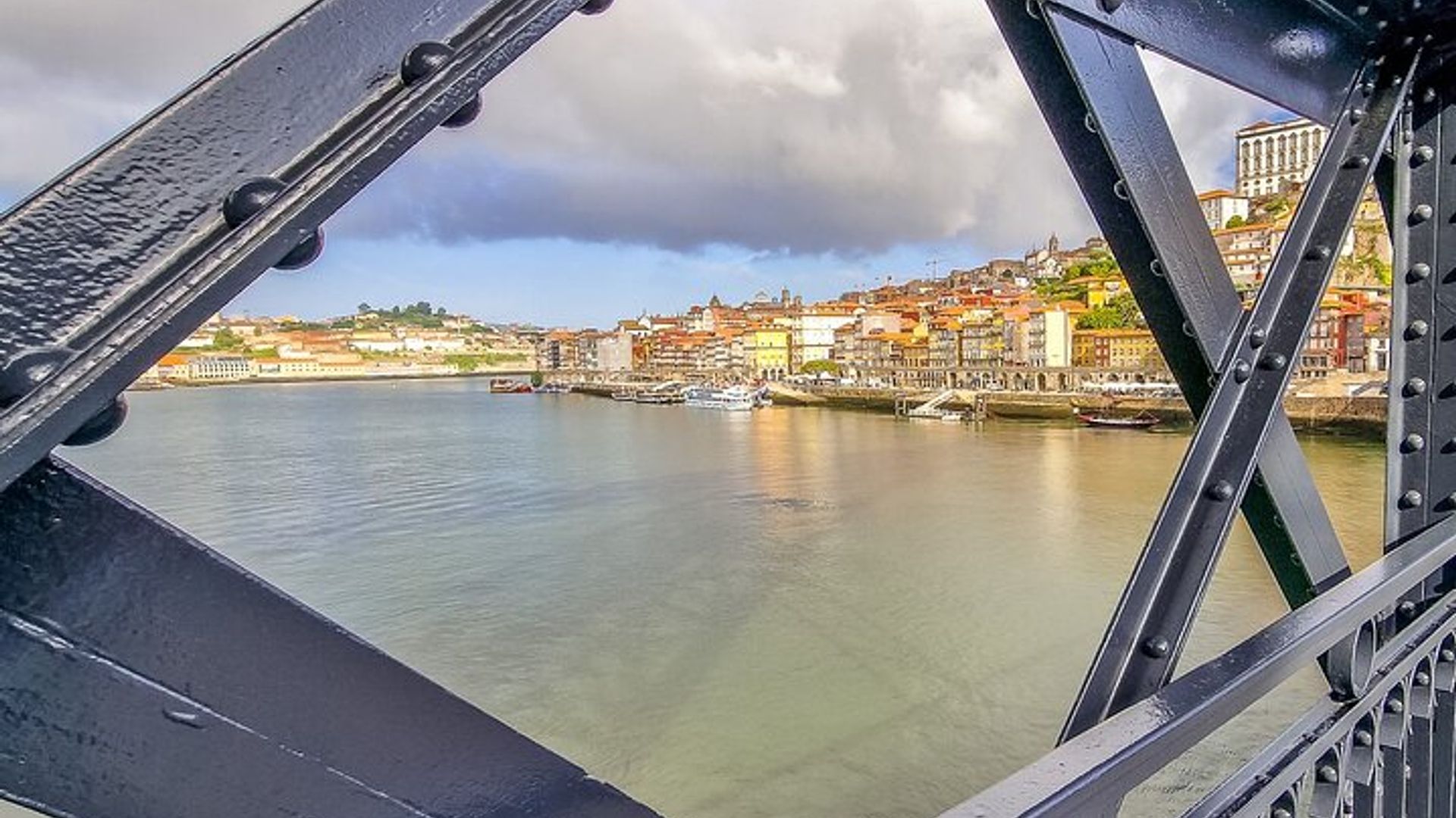 Lisbon 2 Day Private Guided Tour Of Porto With Insurance