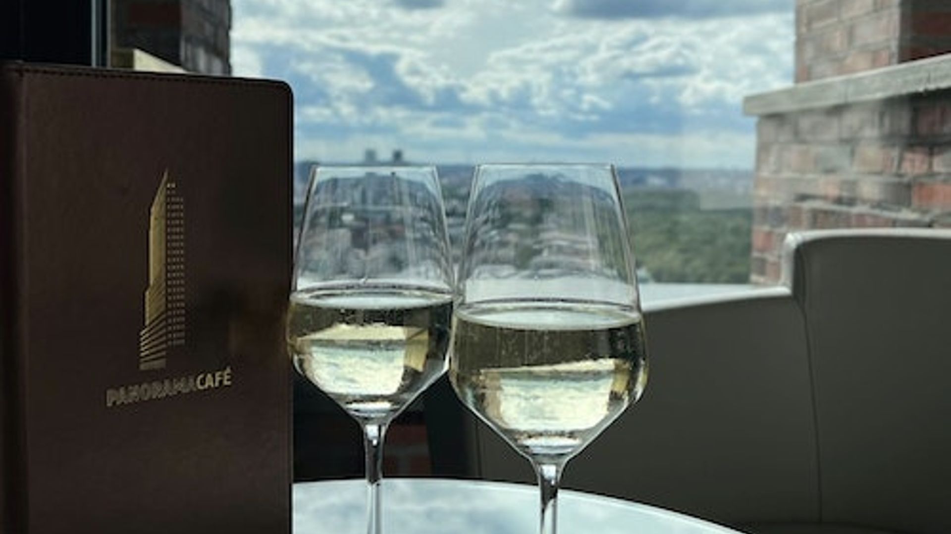 Panoramapunkt Berlin: VIP Admission with Cremant