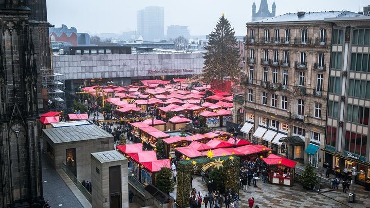 Cologne Christmas Market Private Walking Tour With A Professional Guide