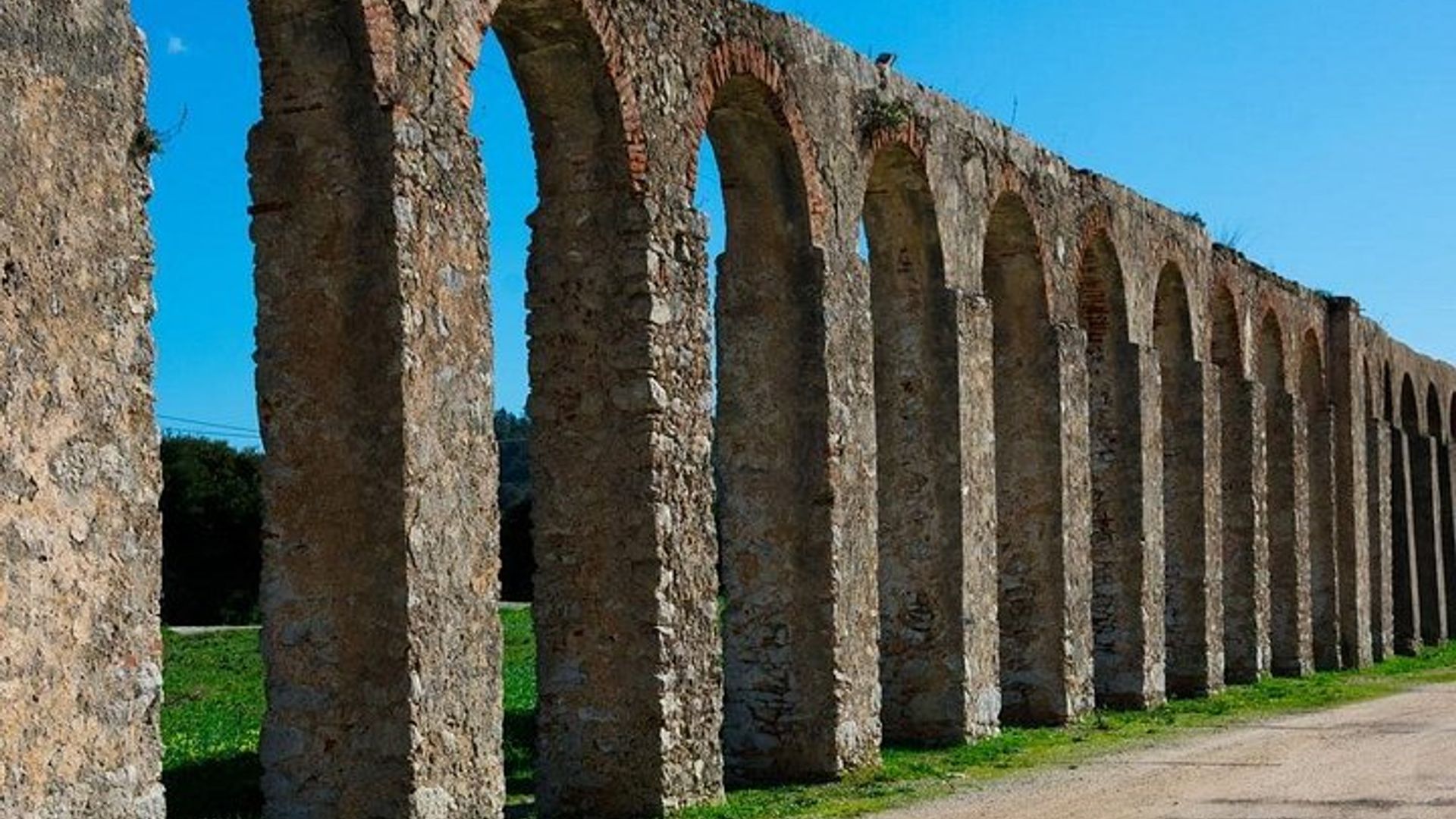 Demi-journée Visite privée à Obidos et à Nazaré De LISBONNE