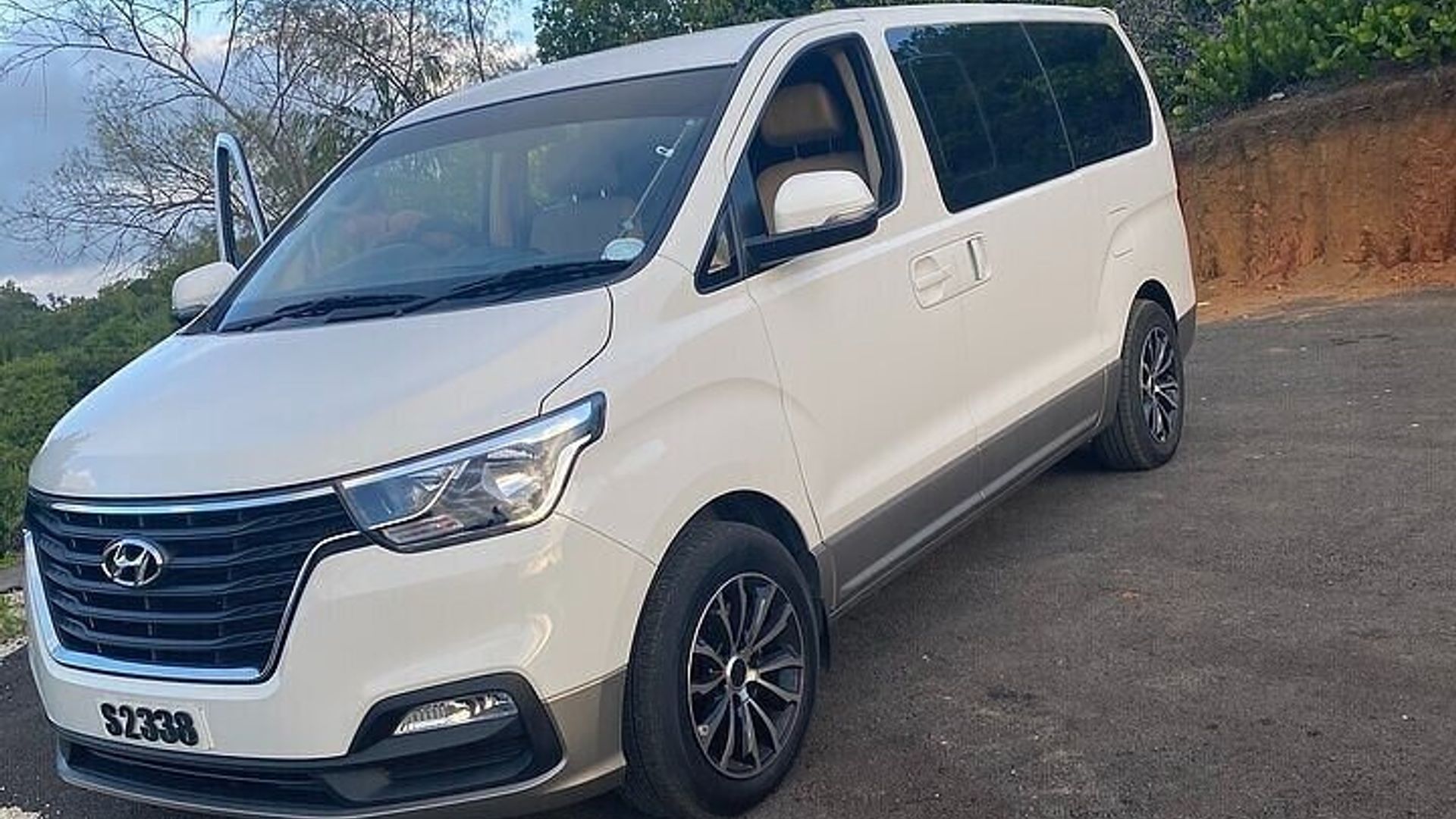 Private Mahe Island Half-Day Tour with Pick up