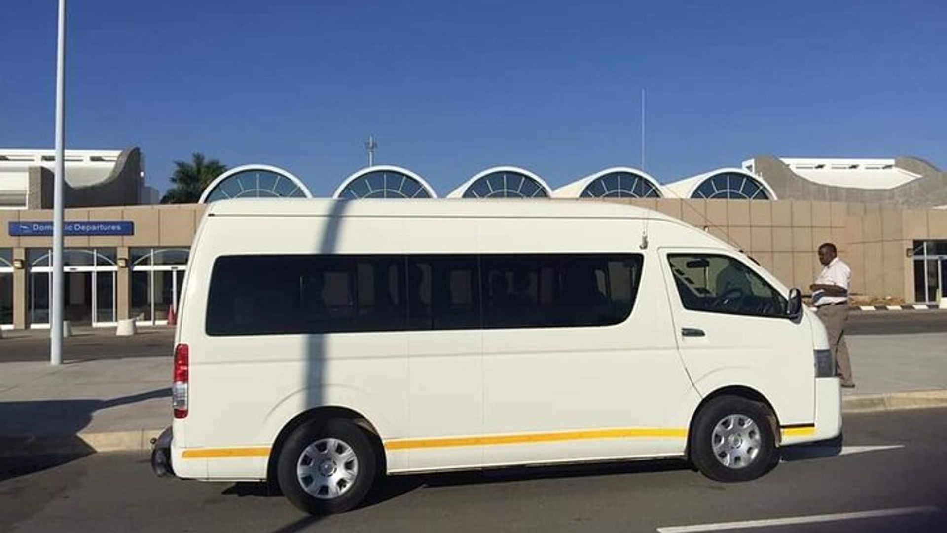 Victoria Falls Airport /Shuttles/Ground Transfers