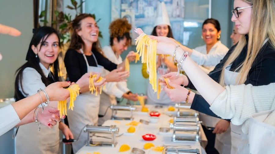 Genoa Ravioli, Fettuccine & Tiramisu Class with Fine Wine