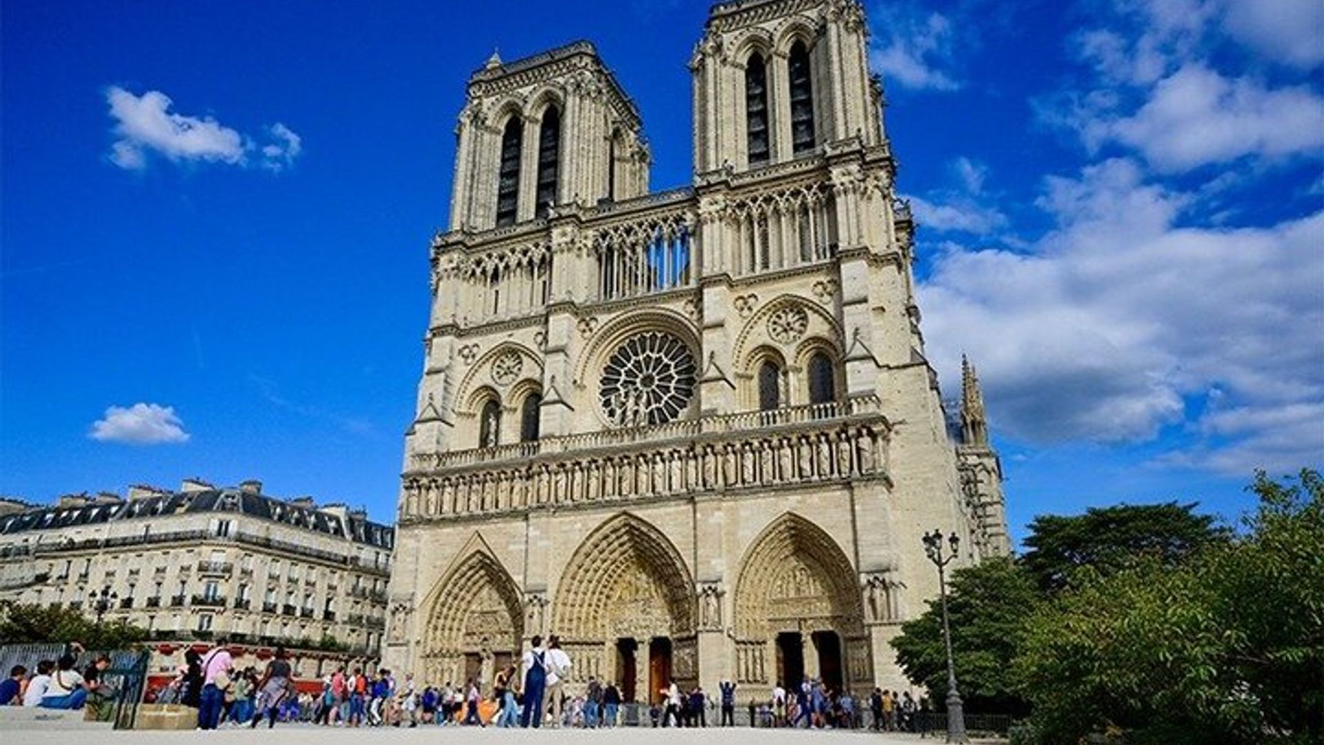 Paris Notre-Dame Cathedral Small-Group Tour With Timed Entry