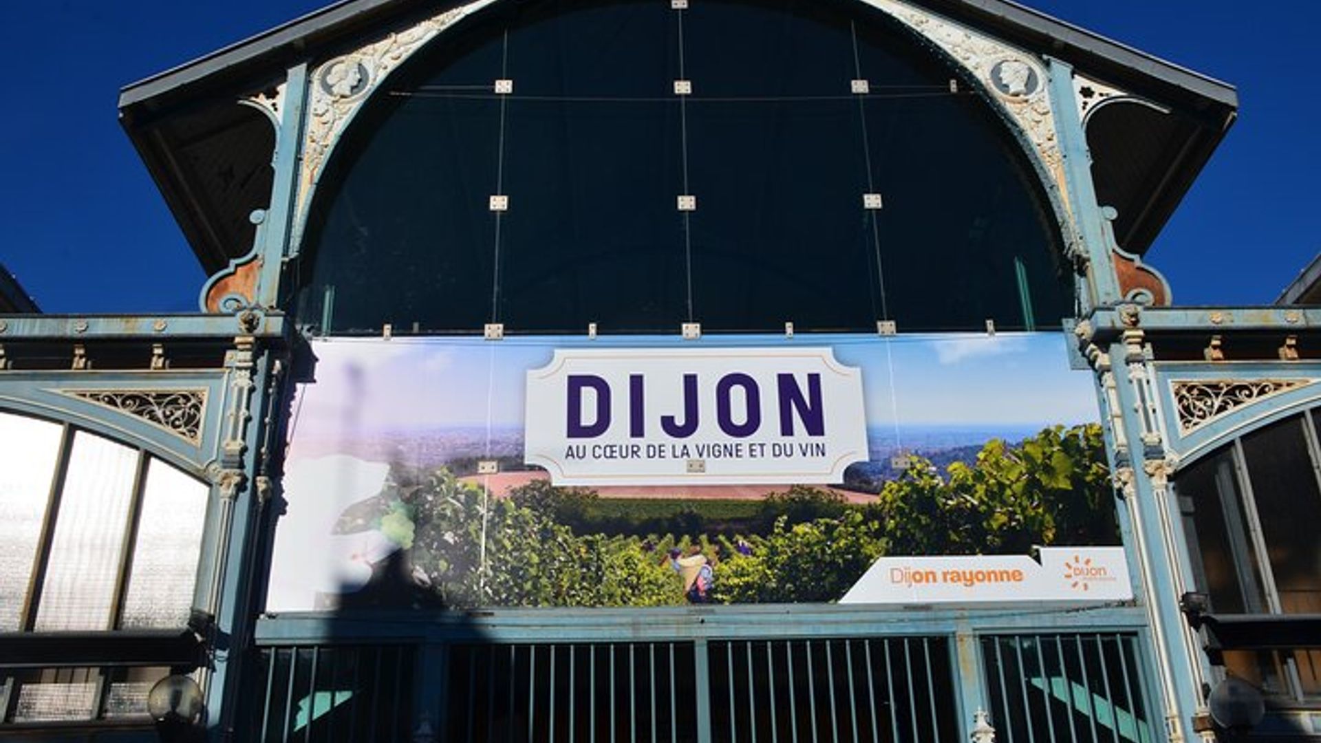 Profitez d'une visite des meilleurs sites de Dijon (Min 2 invités)