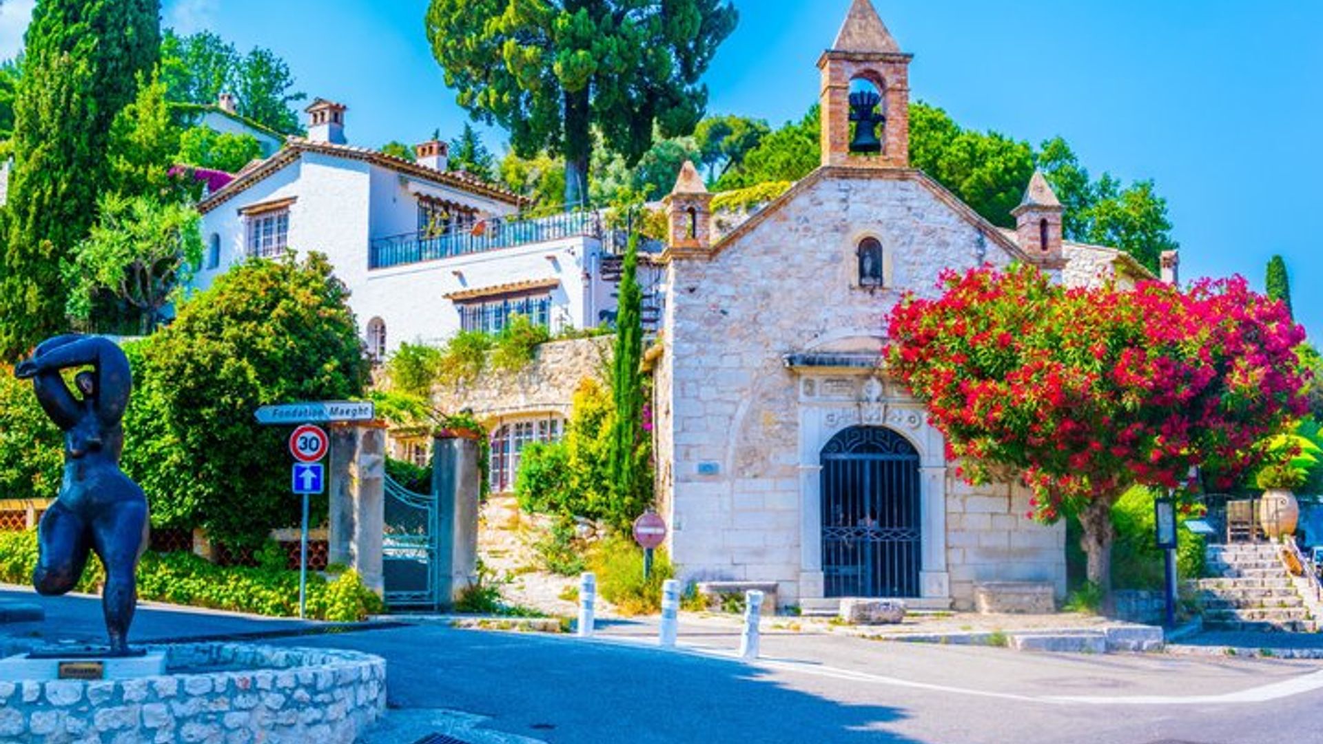 Top Sights of the French Riviera: Cannes, Antibes & Saint-Paul