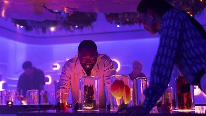 Edinburgh: Johnnie Walker Experience Whisky Tour and Drinks