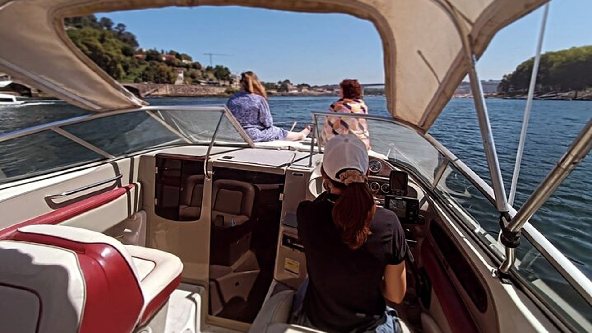 6 Bridges and Ribeira Boat Tour (1h30m) with Sunset Option