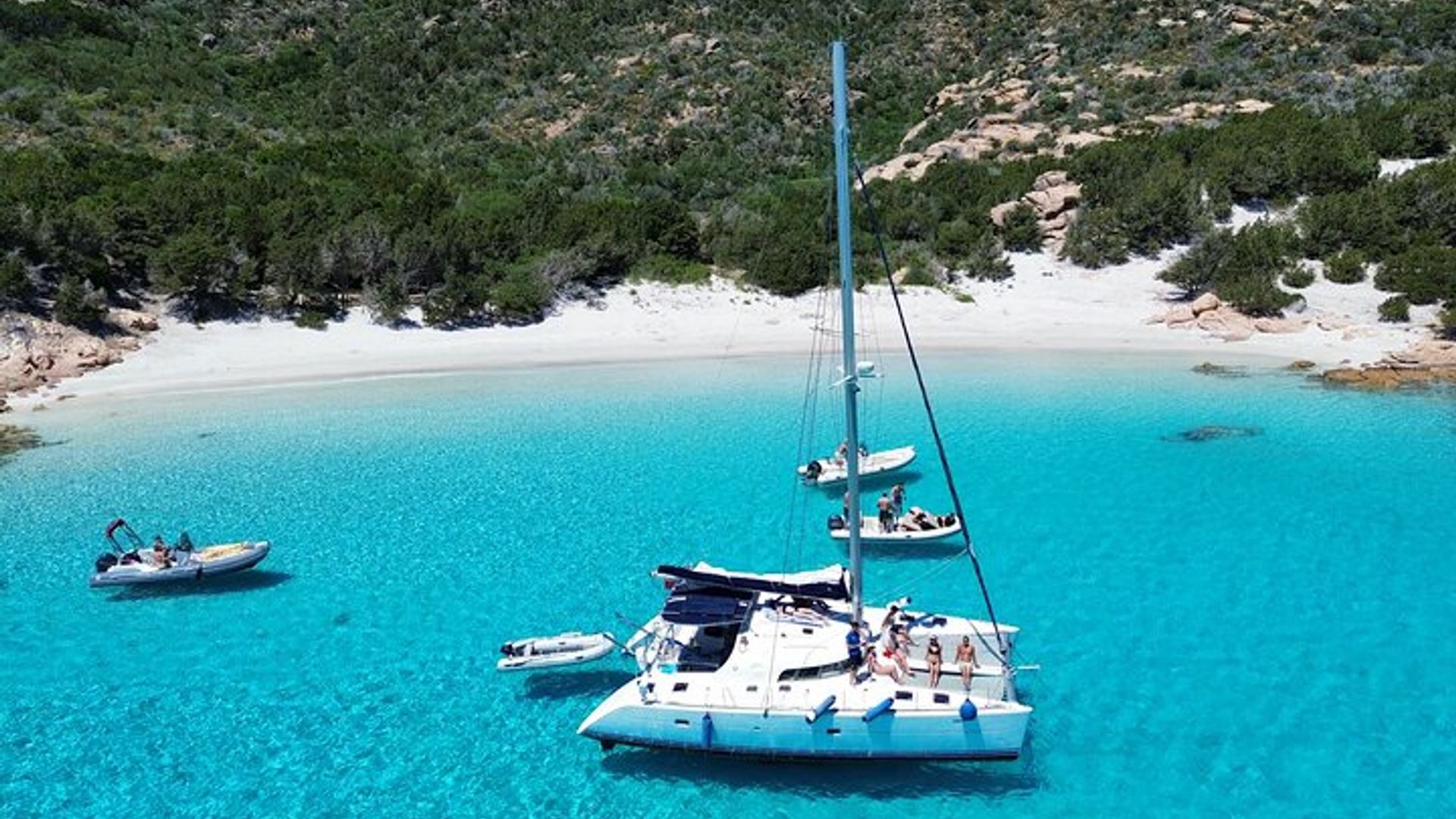 3-Catamarano da Cannigione alle isole dell'Arcipelago