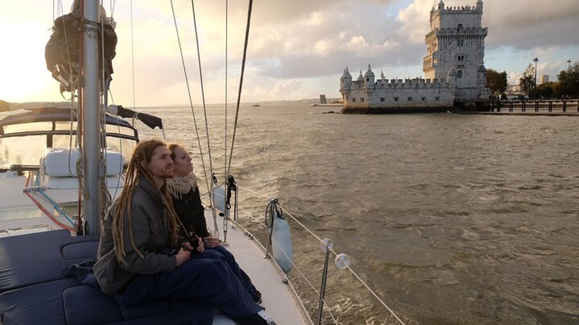 Relajante Crucero en Velero por el Tajo