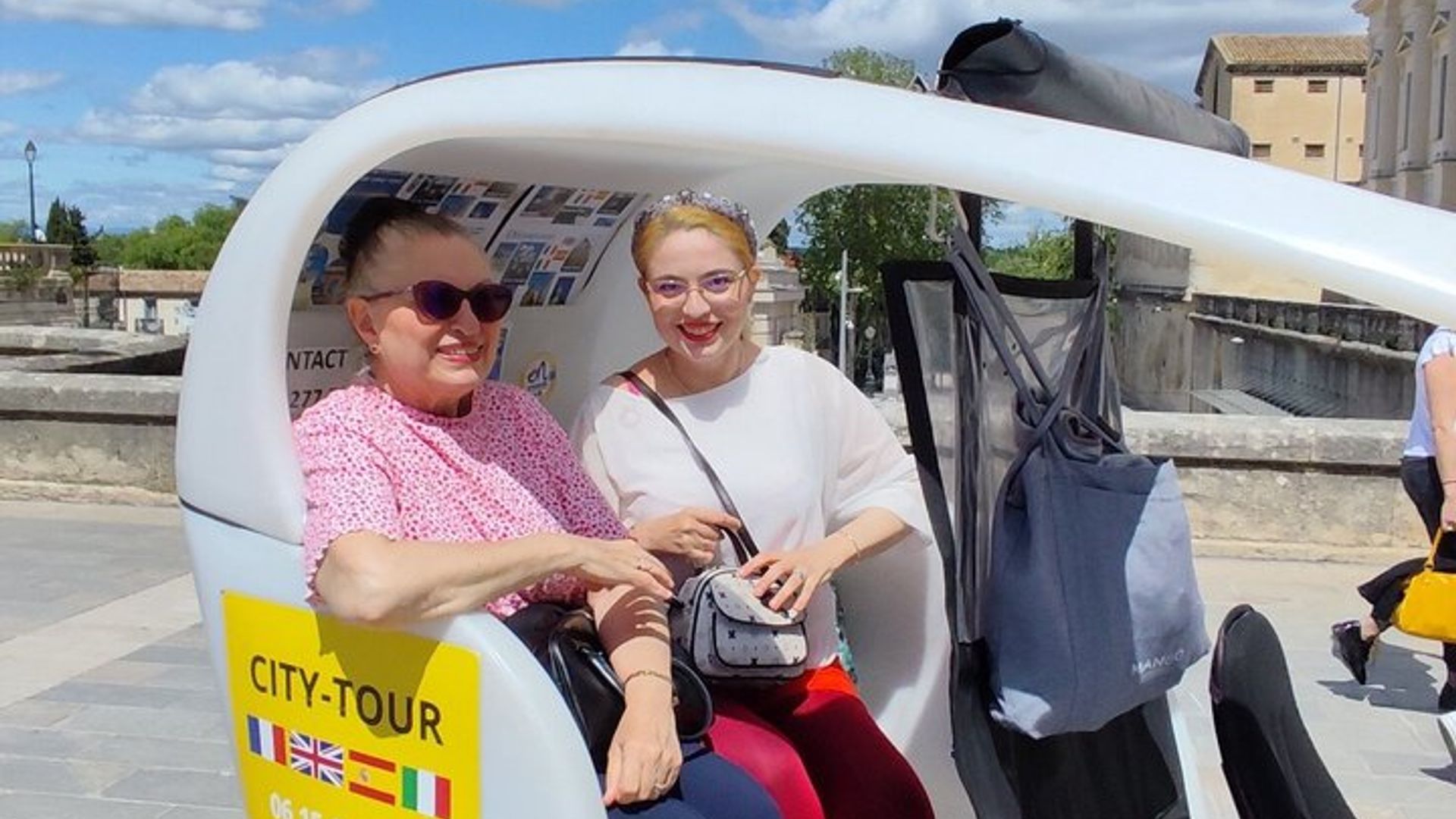 Montpellier Bike-Taxi Private Sightseeing Tour and Audio Guide