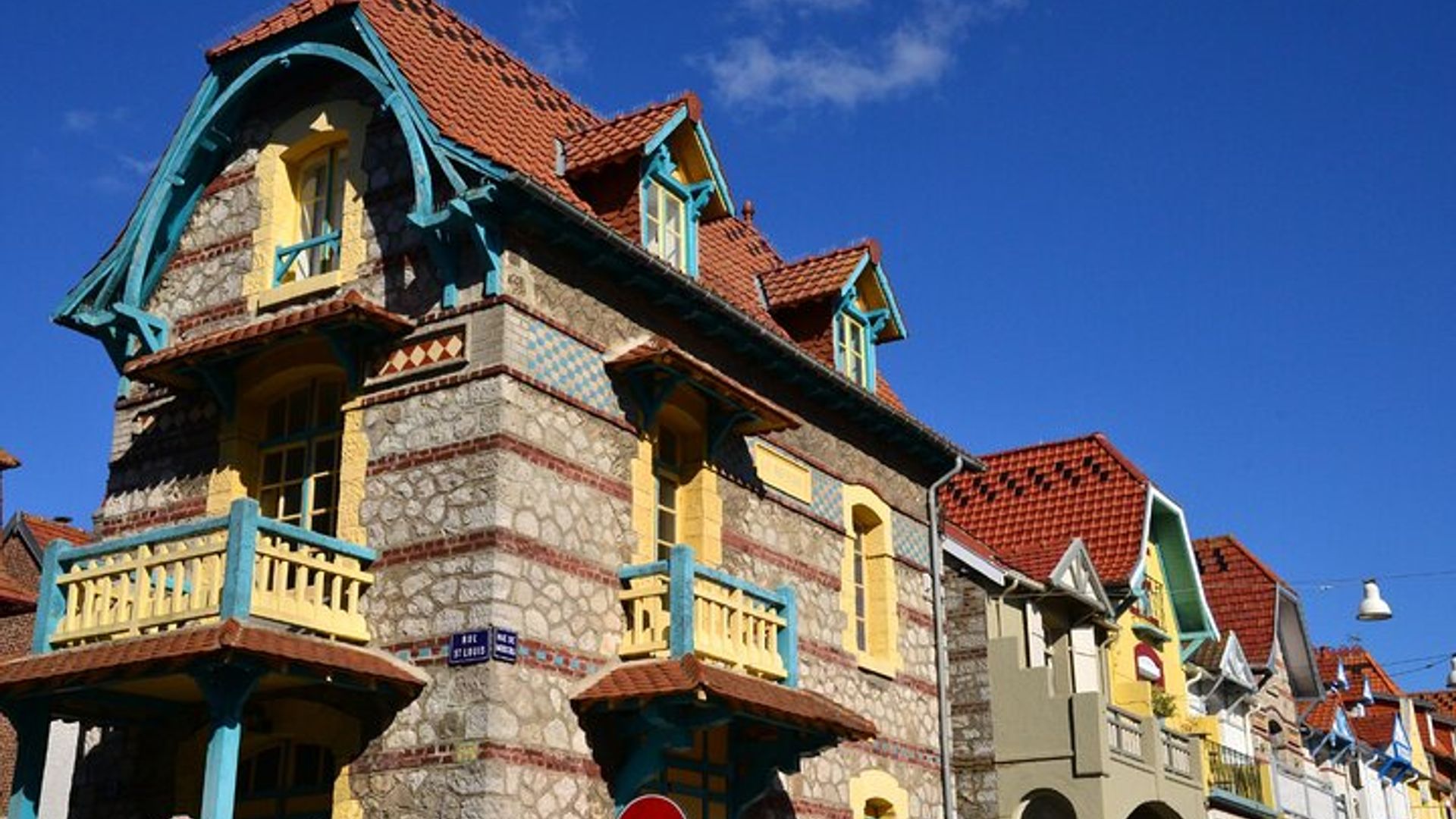 Le Touquet: 1.5 hour audio guided walking tour and 17 audio commentaries