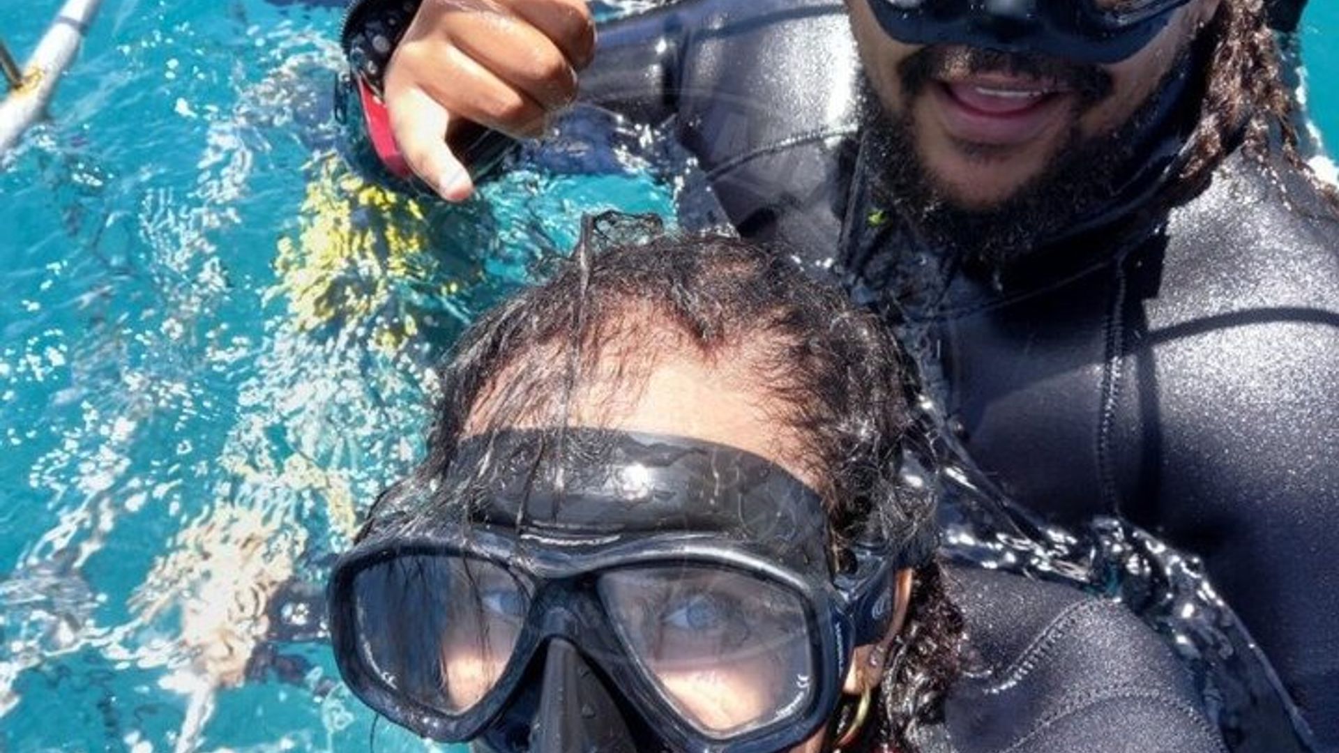 Buceo en jaula con tiburones en Sudáfrica