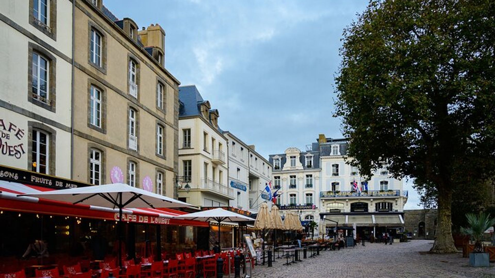 Normandie & Bretagne 3 - Tagestour : Mont-Saint-Michel & Saint-Malo