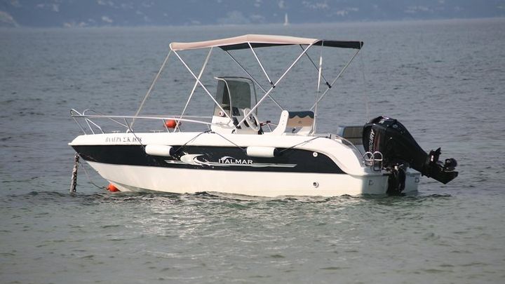 Kerkira Full-Day Motorboat Rental