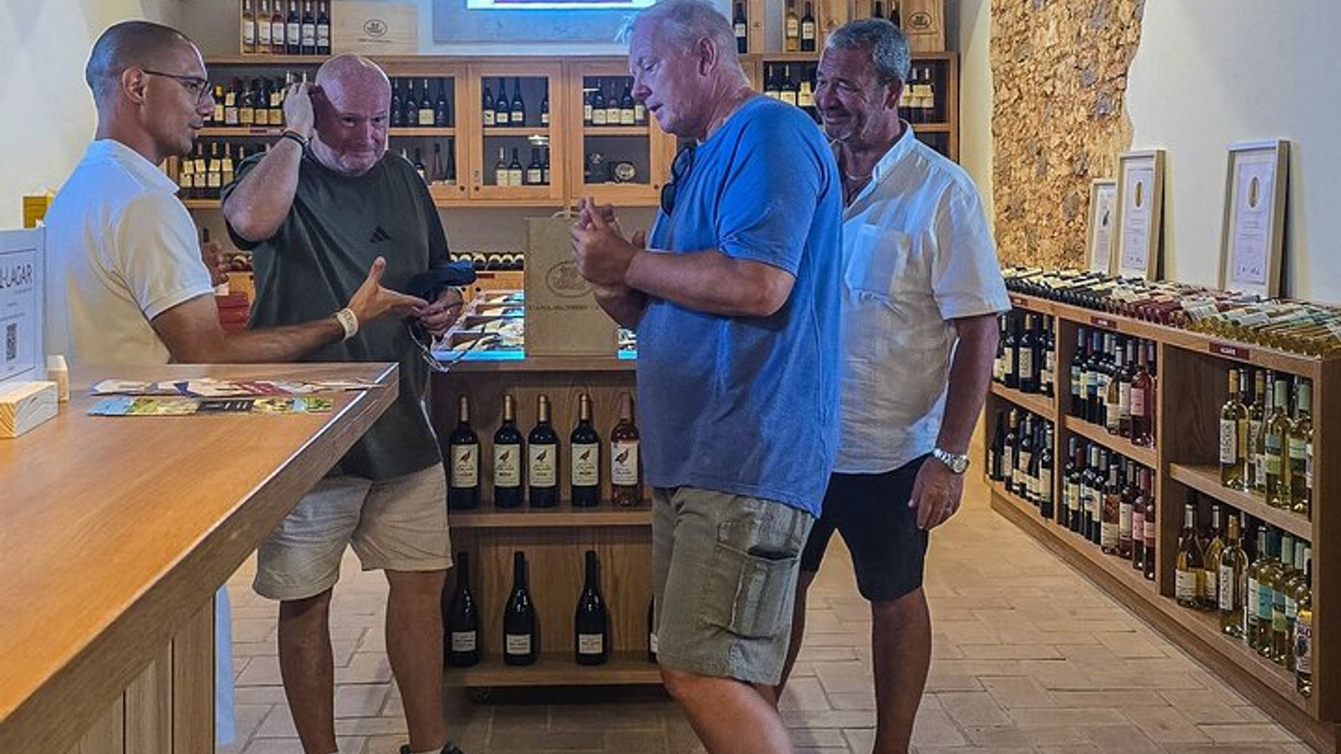 Tavira Tuk Tuk Tour: Historic Center & Wine Tasting