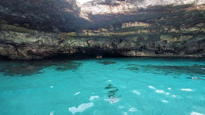 Adventure to the caves by canoe