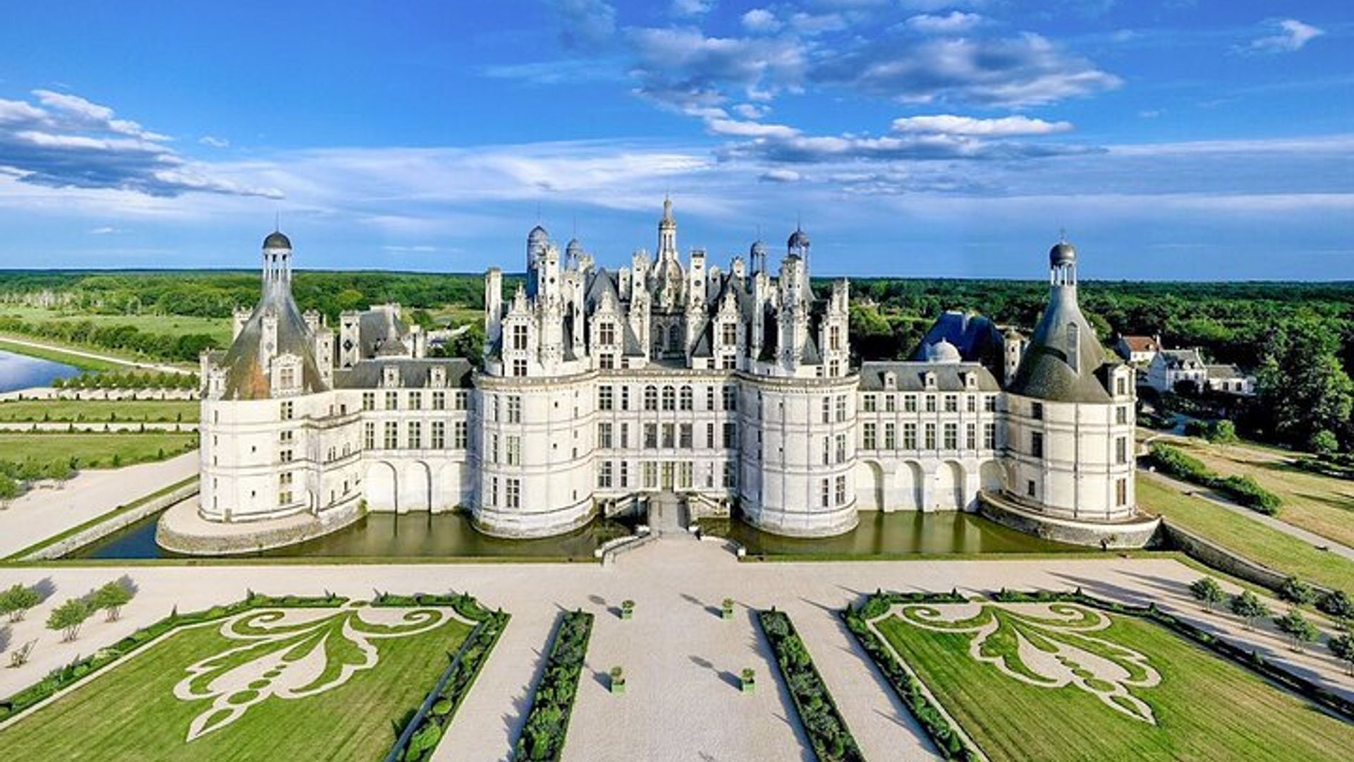 Excursion Privée d’une Journée aux Châteaux de la Loire