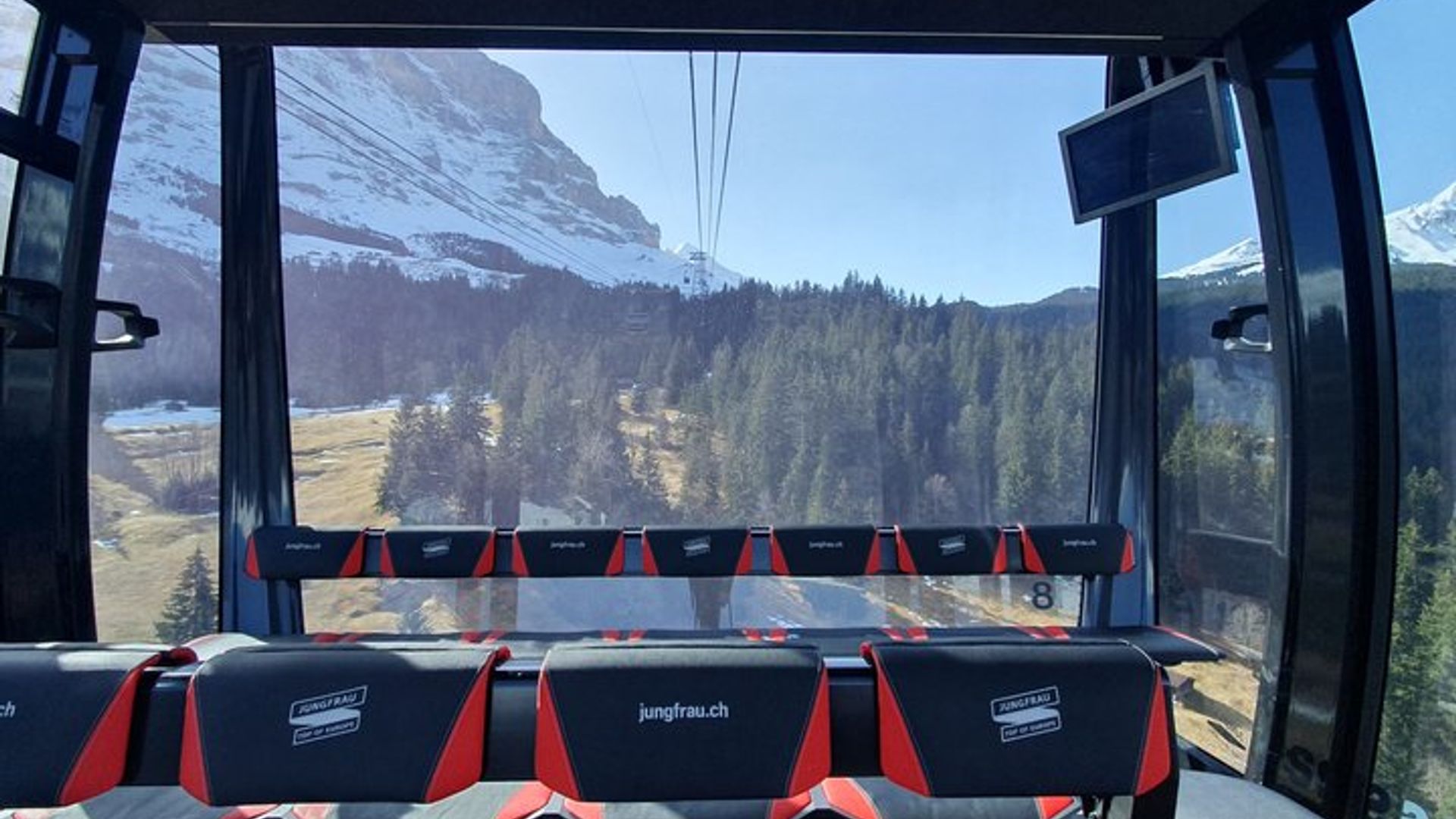 Excursión privada a la cima de Europa de Jungfraujoch desde Basilea