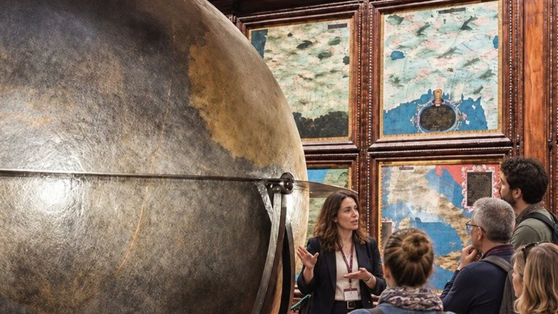 Florence Palazzo Vecchio Guided Tour with Tickets & Medici Story