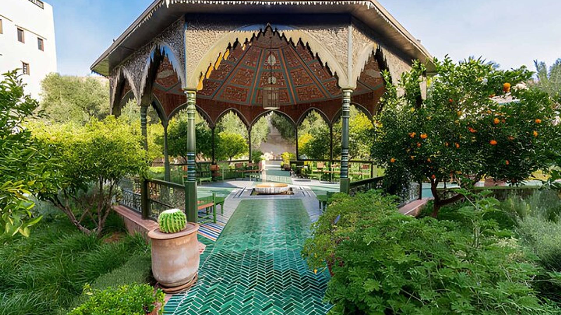 Kesh monuments souks and garden