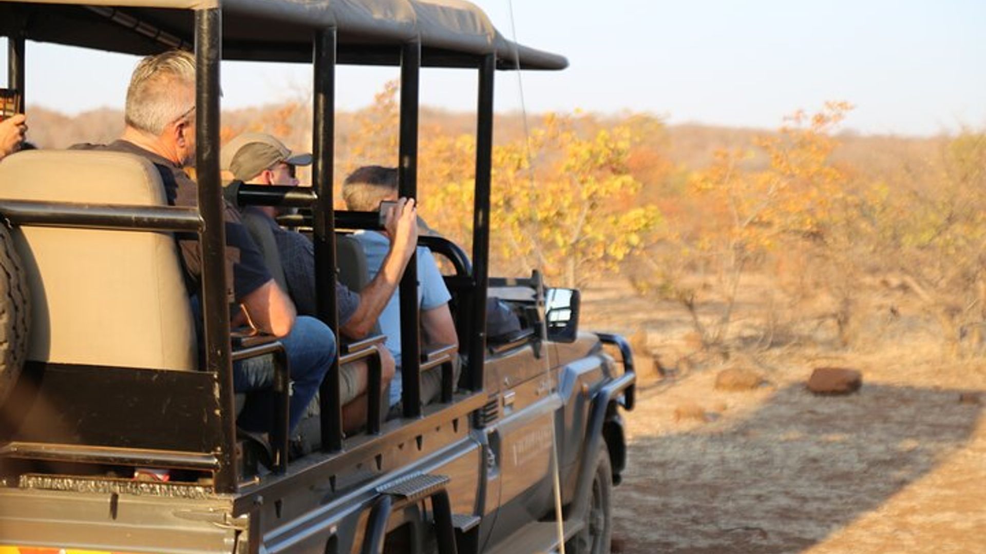 น้ำตกวิกตอเรีย กลุ่มเล็ก 4 วัน ทัวร์ Chobe, Hwange