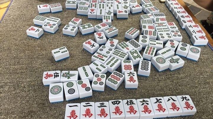 Half-day Private Mahjong course in Local Tea House