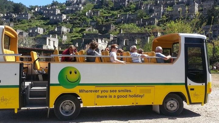 Side: Green Canyon Boat Trip and Bus Safari Tour w/Lunch