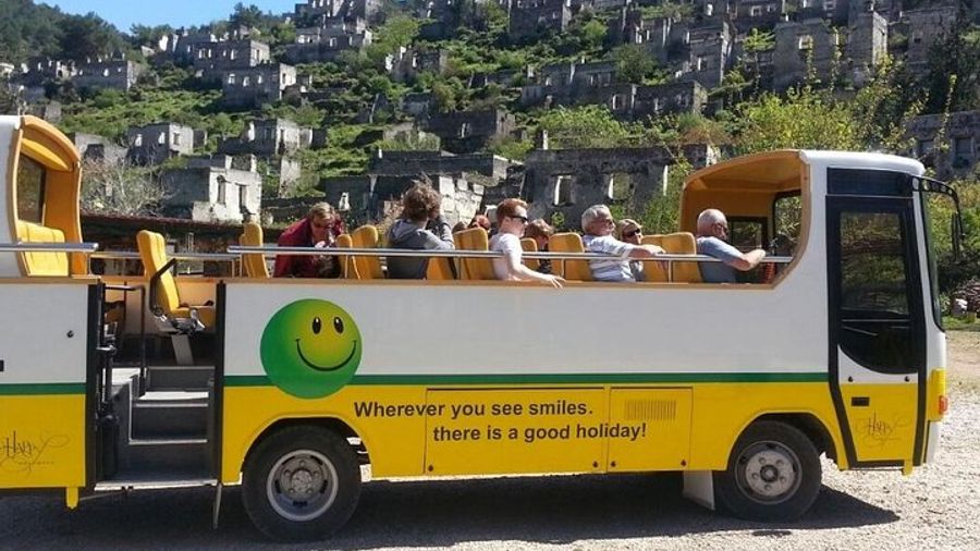 Side: Green Canyon Boat Trip and Bus Safari Tour w/Lunch