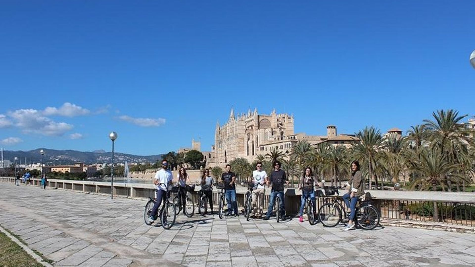 Palma de Mallorca Easy Bike Tour (Small Groups)