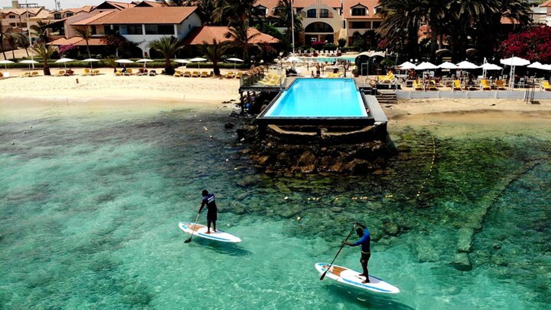 Excursion en stand-up paddle en petit groupe à Santa Maria