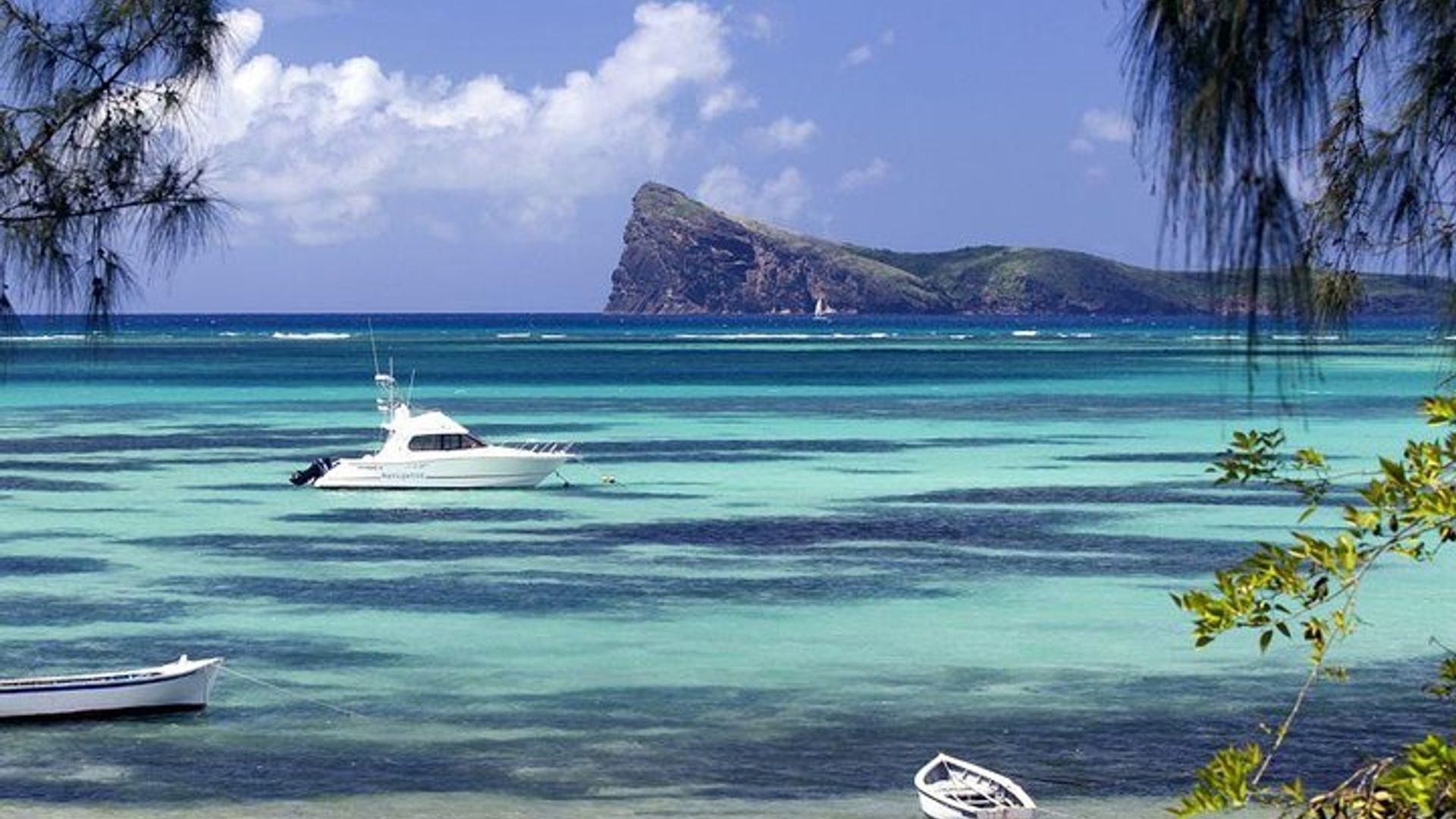 Private Guided Beach Tour of the North Coast of Mauritius