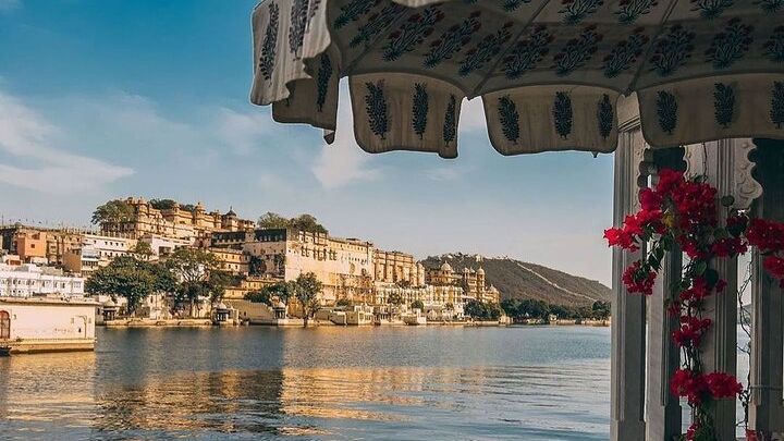 Udaipur Private Full-Day Tour With Optional Guide