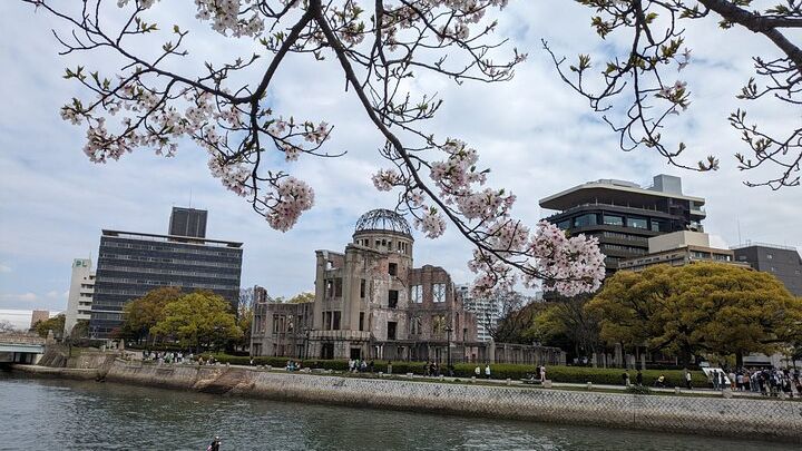 Hiroshima Peace Memorial and Atomic Bomb Dome Private Tour